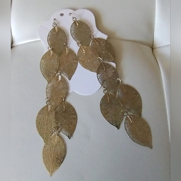 New Tiered Long Leaf Earrings, Shoulder Duster Style - Picture 6 of 10